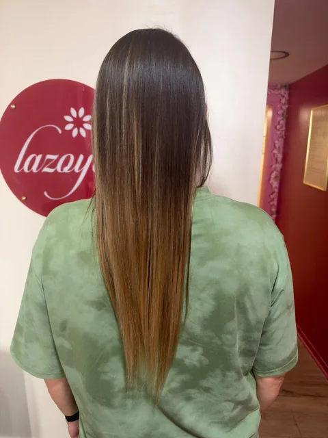 Cheveux longs, finition lisse — Lazoya à La Rochelle